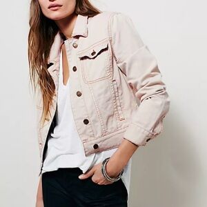 Free People Nude Pink Beige Tan Cropped Jean Denim Jacket Size S Small 2 4 6 EUC